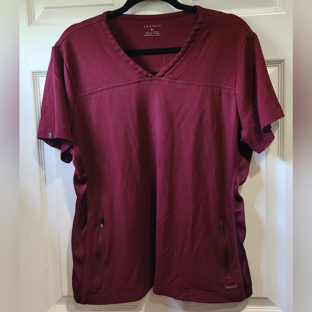 Jaanuu burgundy medical scruns top size XL